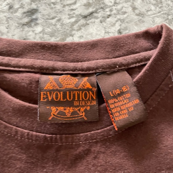 Evolution in design Brown and Orange Kids Short Sleeve Tee size large 14-16 - Picture 3 of 5